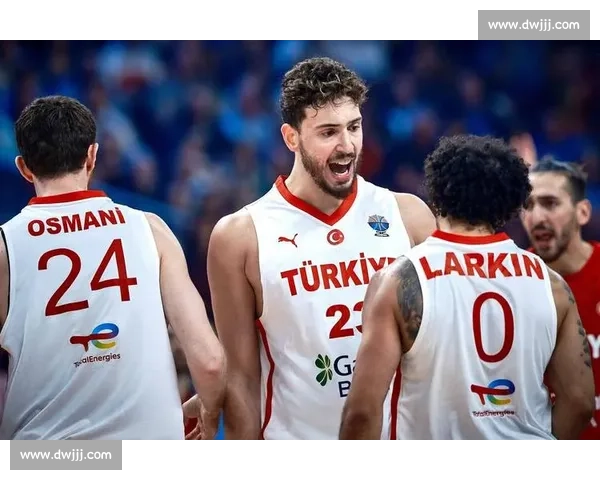 德国与土耳其激战再掀欧洲足坛热潮双方表现惊艳引发广泛关注